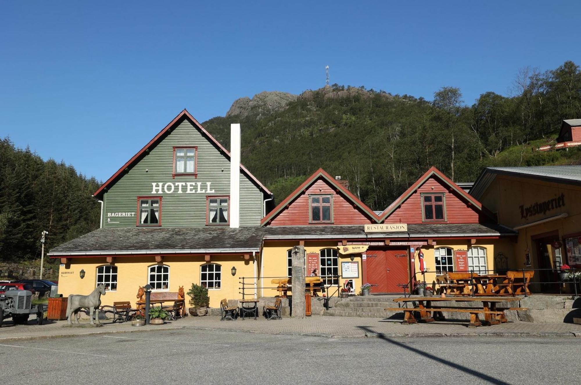 Byrkjedalstunet Hotell Extérieur photo